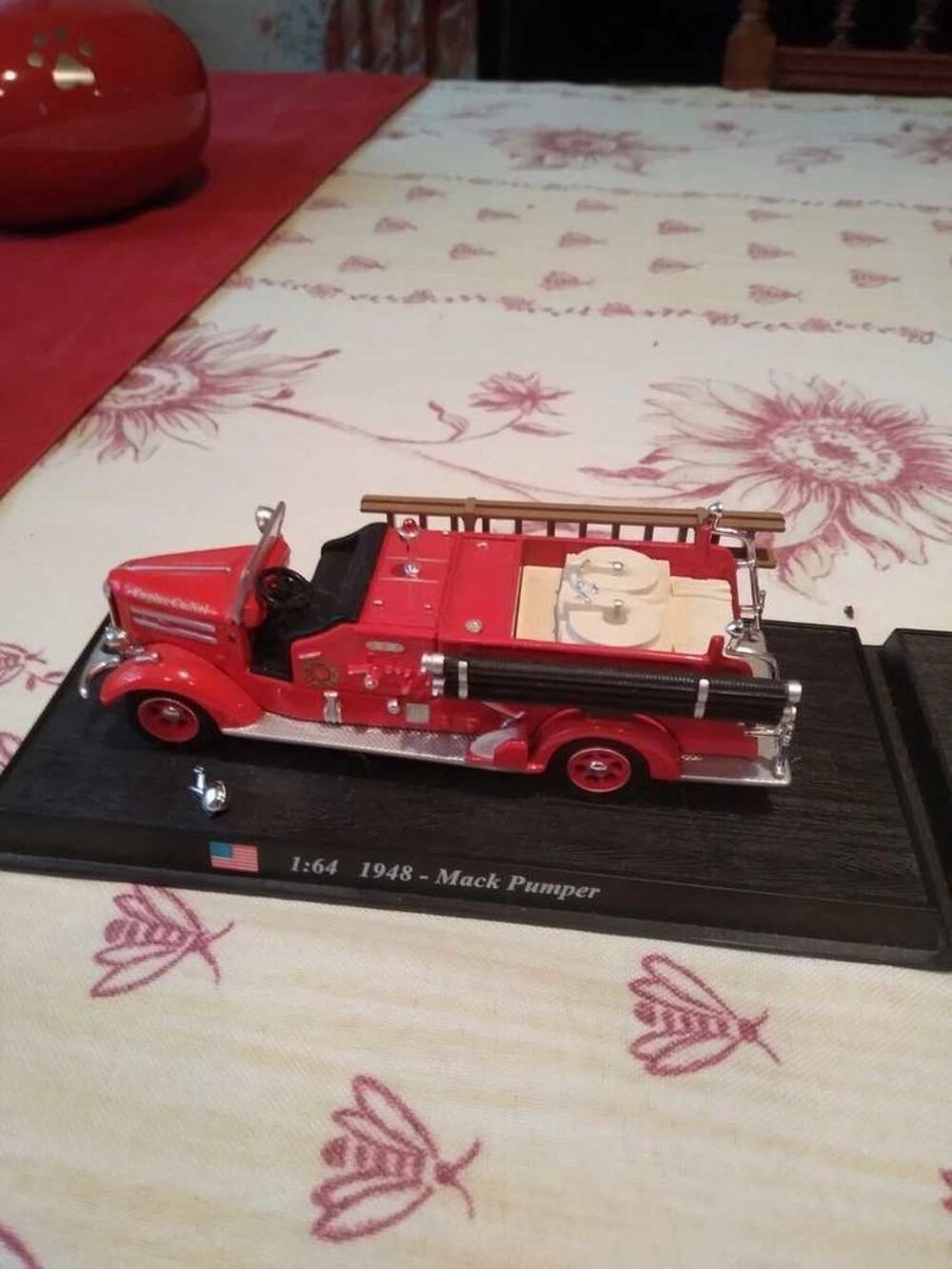 Lot de 6 camions de pompiers die cast 1/43 sans les bo&icirc;tes : Solido... 