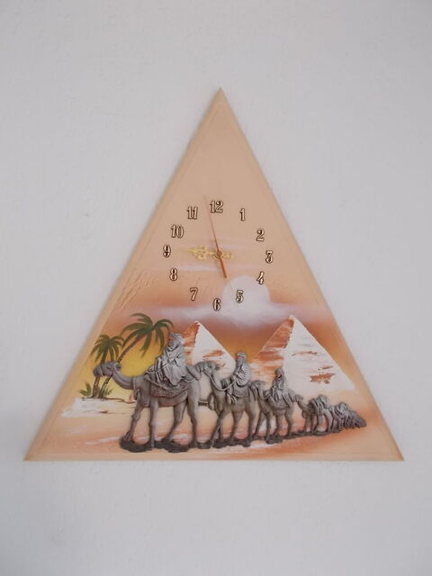 �tat neuf : PENDULE/HORLOGE murale originale  20 Caz�res (31)