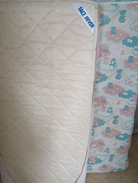 Lot de 2 Matelas bb lit 15 Haguenau (67)