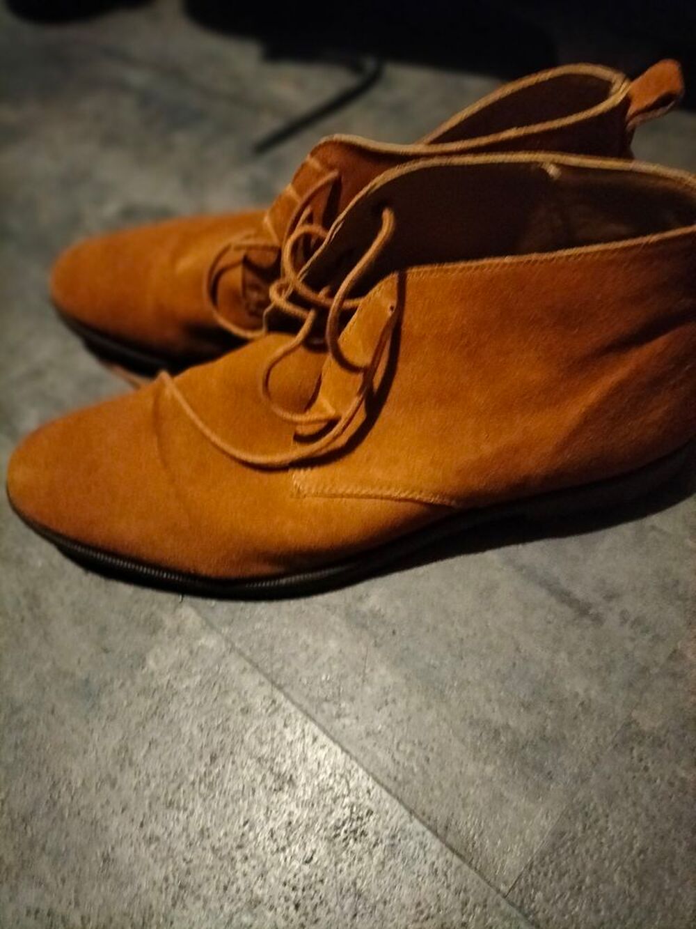 Boots a lacets Camel Celio cuir pointure 44 tr&egrave;s bon &eacute;tat Chaussures