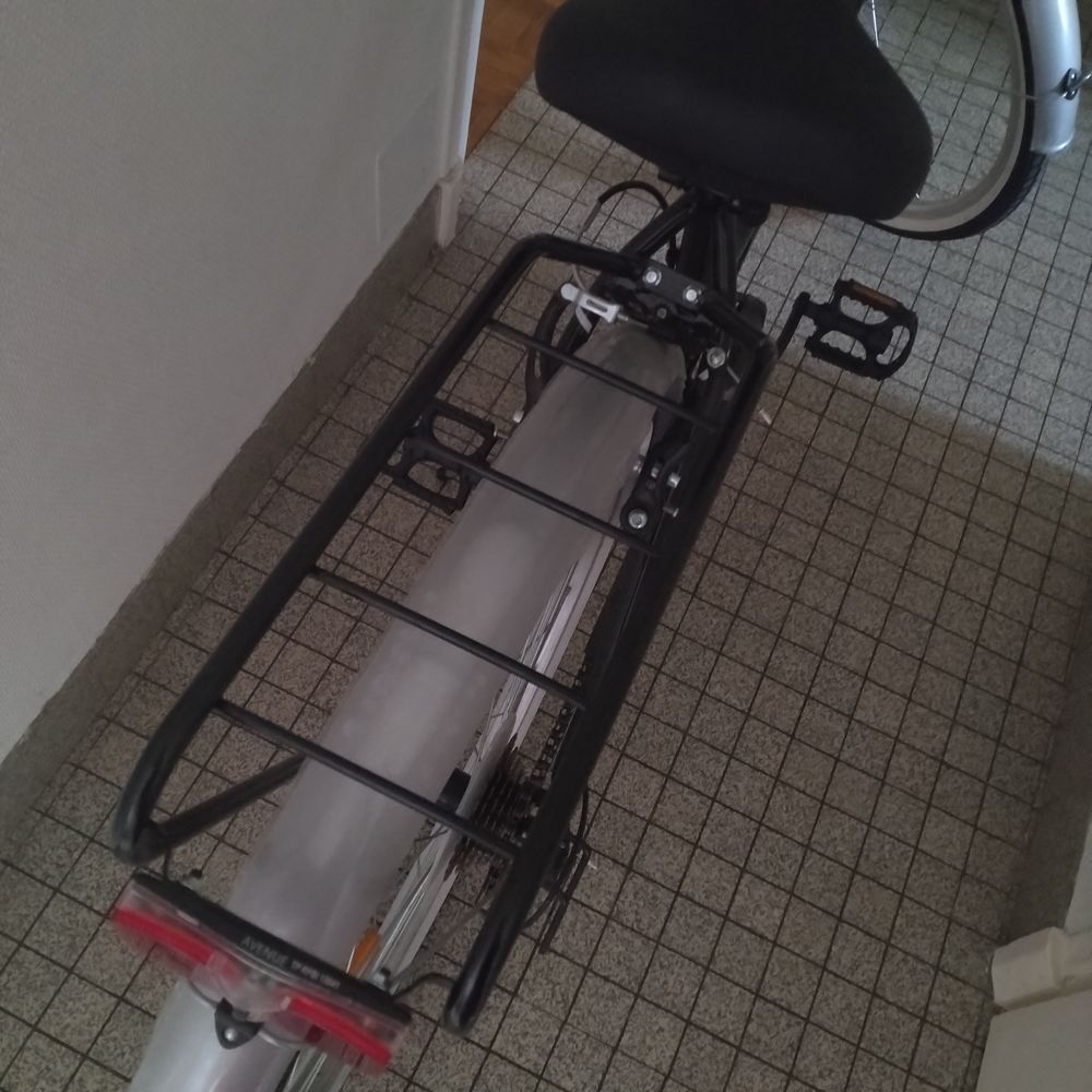 V&eacute;lo neuf Vlos
