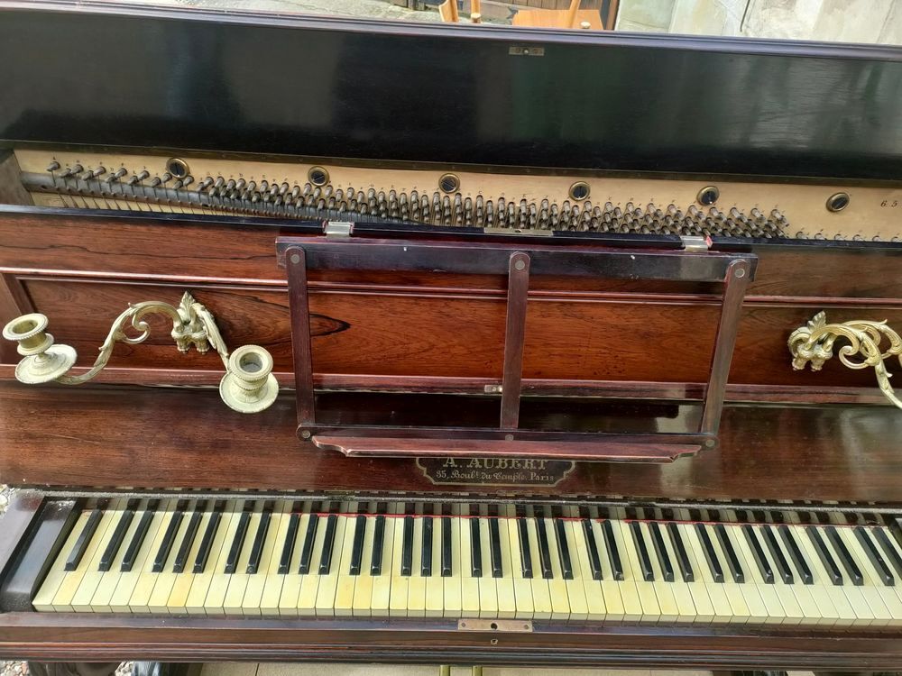 Piano droit en bois Instruments de musique