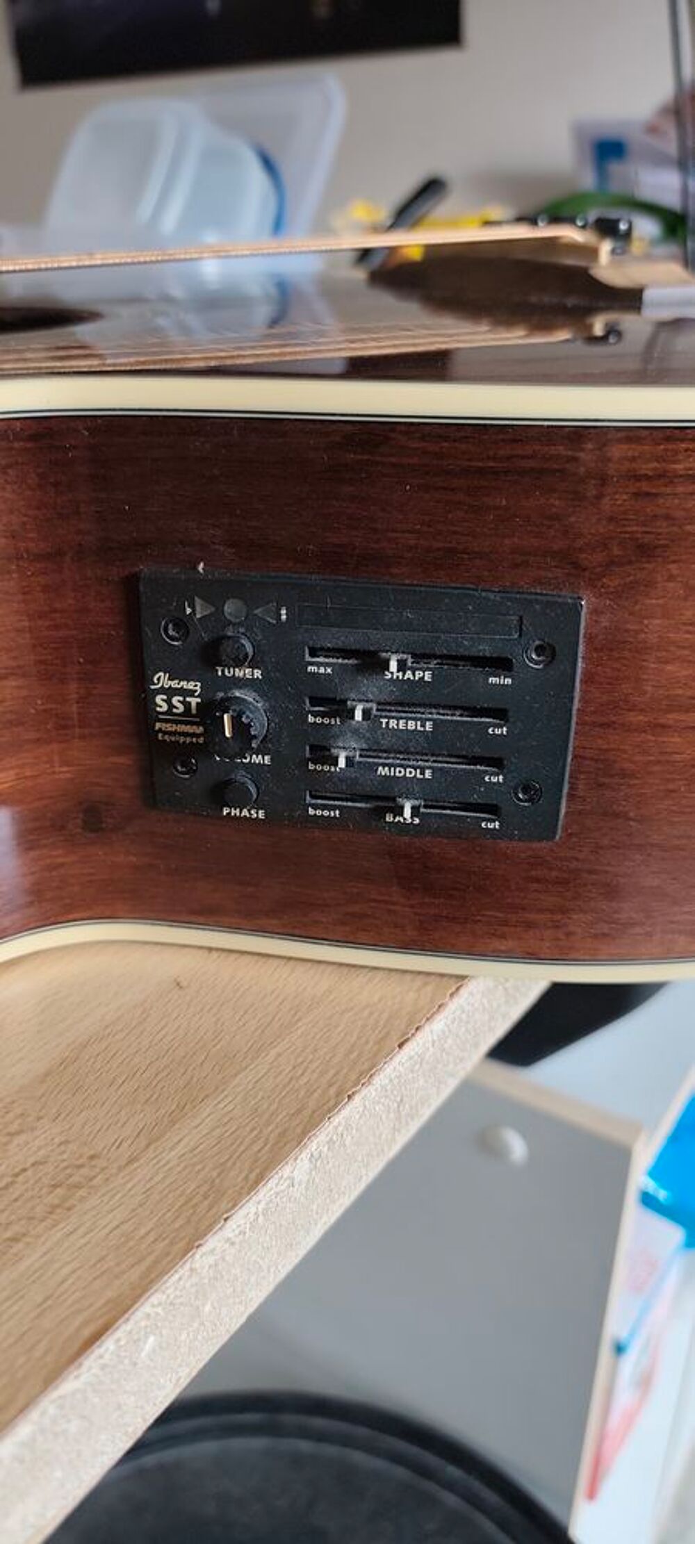 Guitare basse &eacute;lectro-acoustique ibanez Instruments de musique