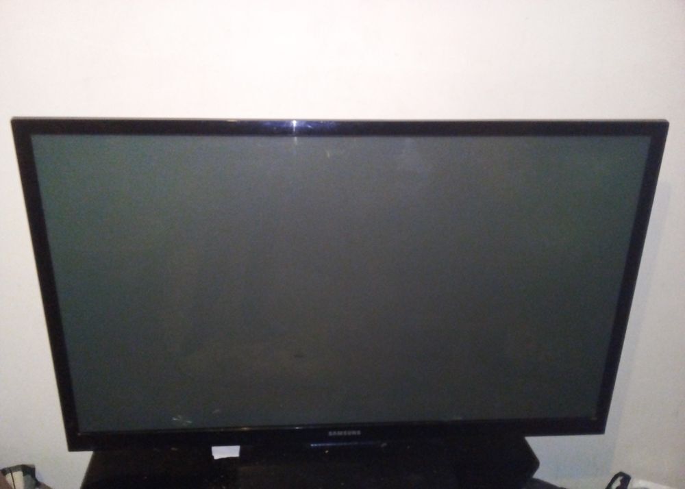 Tv samsung grand ecran Photos/Video/TV
