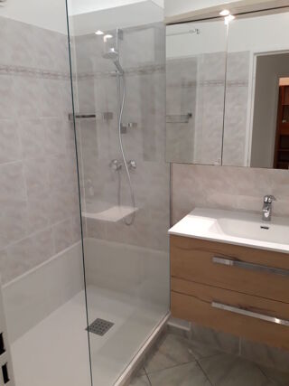  Appartement à louer 3 pièces 70 m²