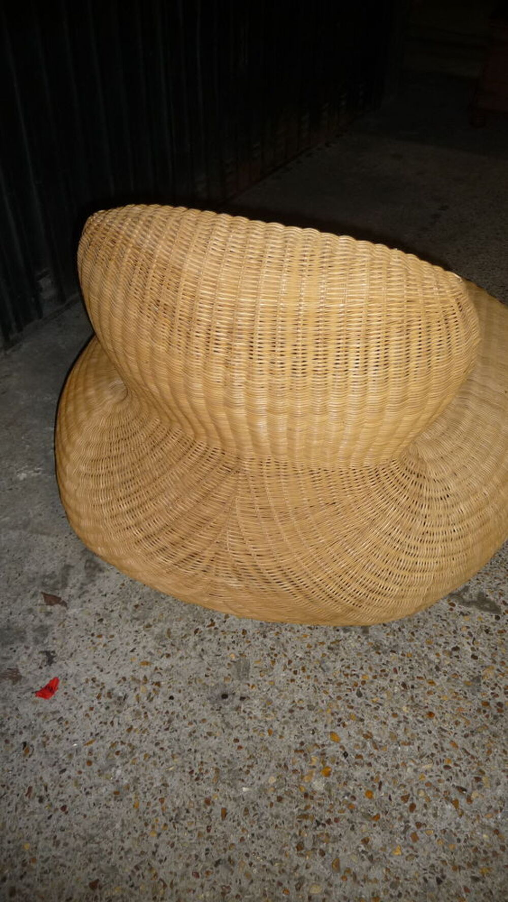 pouf osier vintage,
Meubles