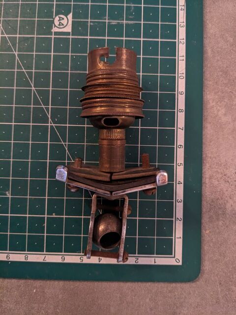 Piece de lampe pirouett art d�co pour tenir l'abat jour de l 10 Marseille 13 (13)