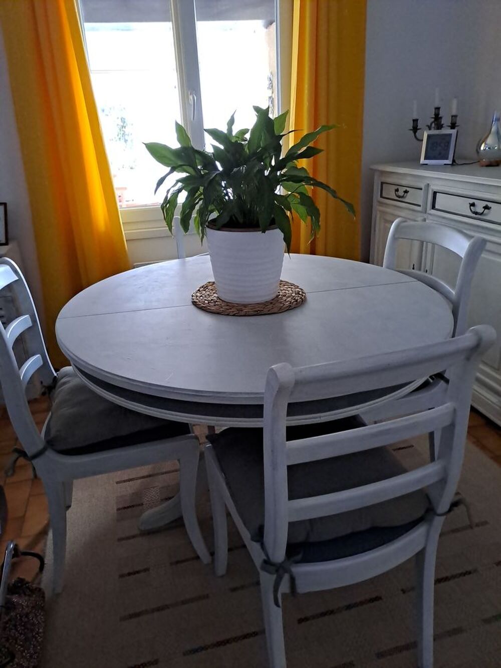 Salle &agrave; manger Meubles