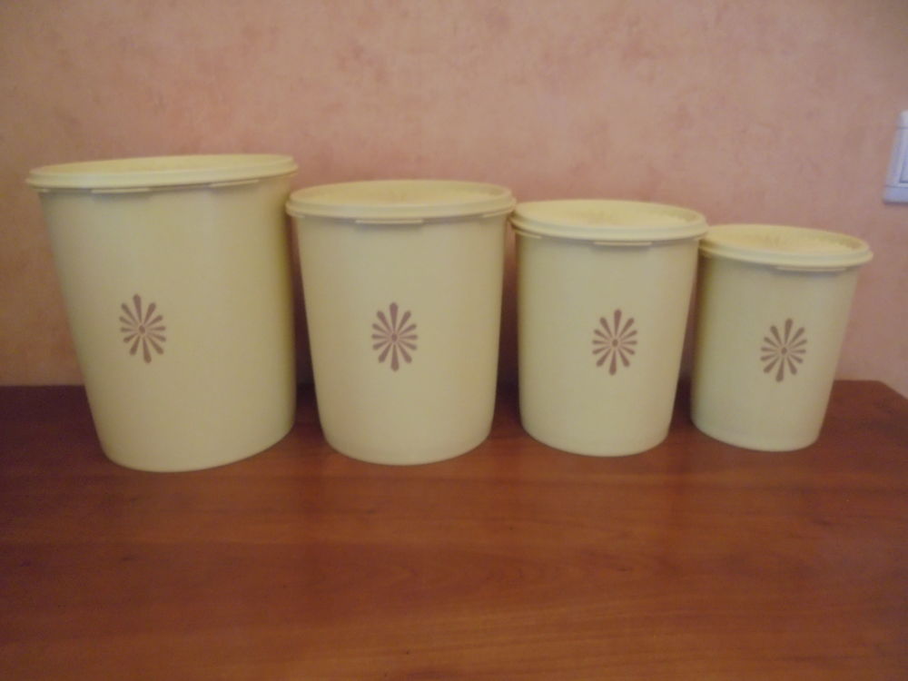 4 Boites Tupperware (75) Cuisine