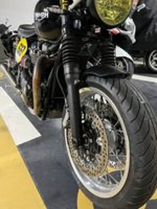 TRIUMPH 2020 occasion 30540 Milhaud