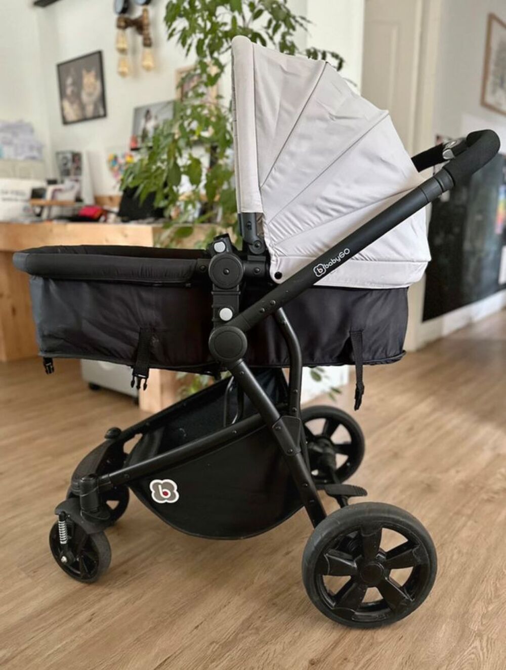 Poussette &amp; Si&egrave;ge auto Babygo Pu�riculture