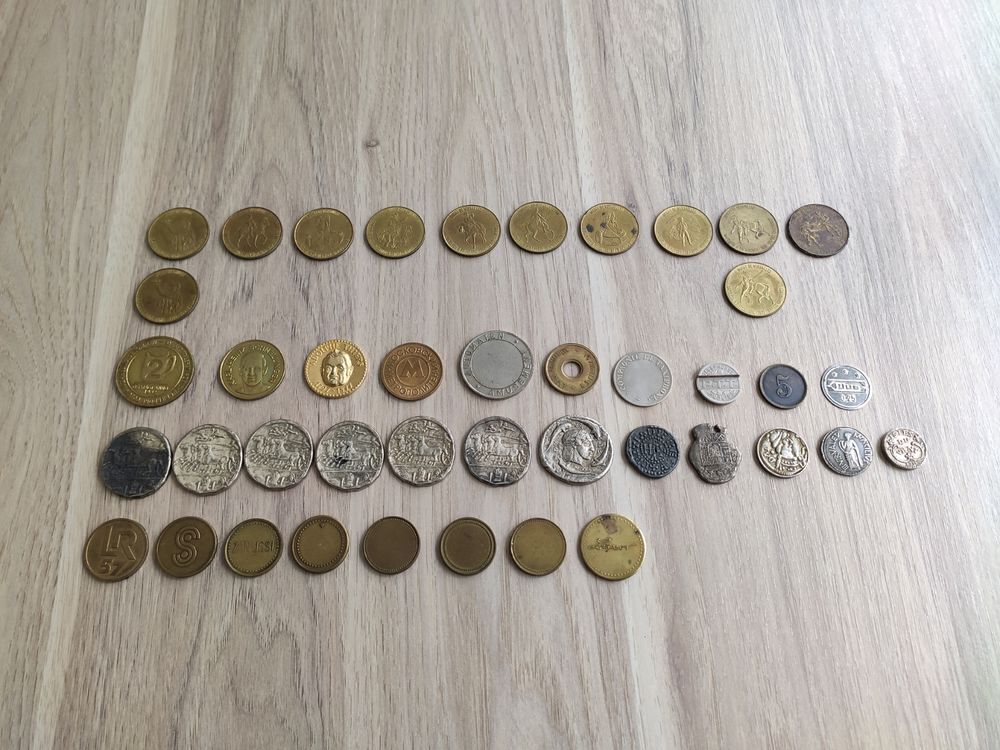 Pi&egrave;ces/jetons collection 