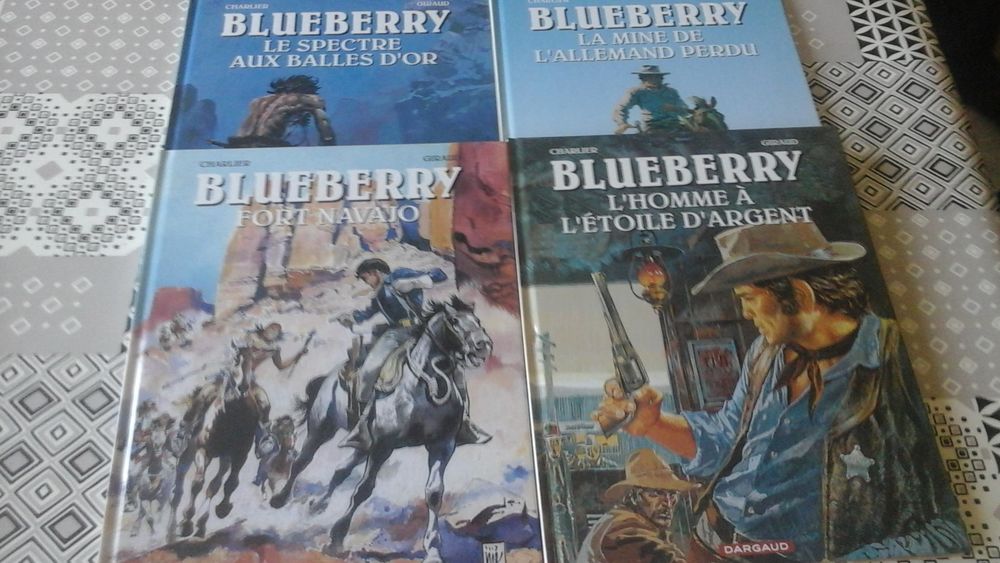 BANDE DESSINEE Livres et BD