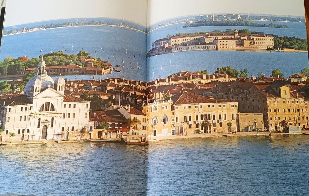 VENISE CIVILISATION Livres et BD
