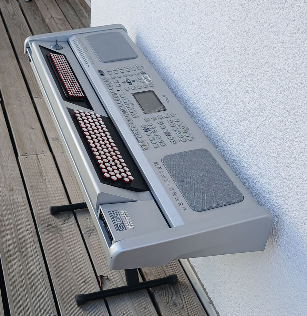 clavier bouton arrangeur Ketron SD8 &eacute;tat neuf peu servi Instruments de musique