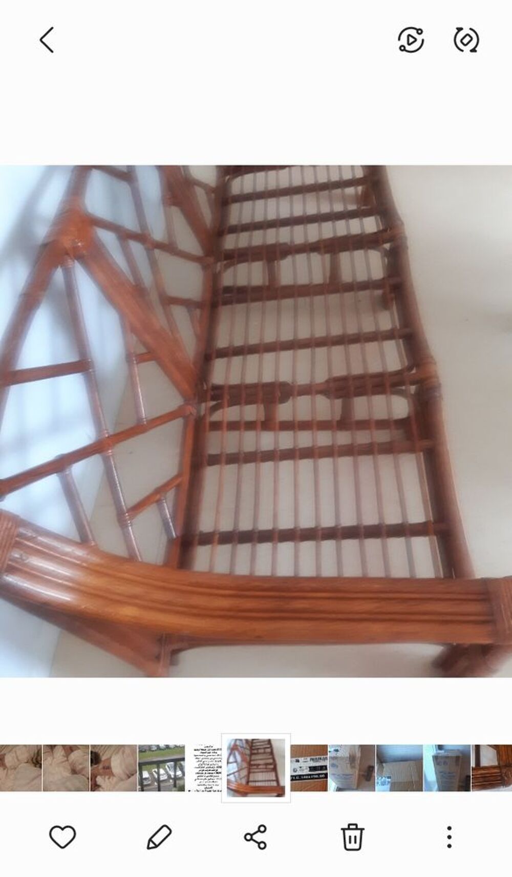 buffer,table a manger ,salon avec table ,2 matelas Meubles
