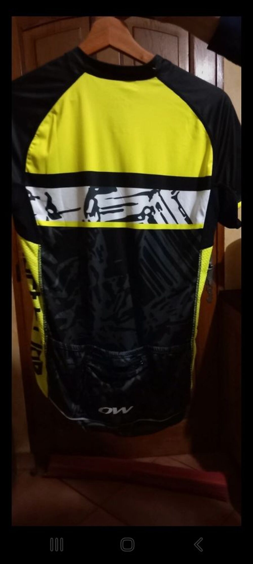 maillot de velo neuf sans &eacute;tiquettecar Erreur de taille Sports