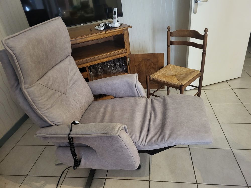 Fauteuil relaxant &eacute;lectrique Meubles