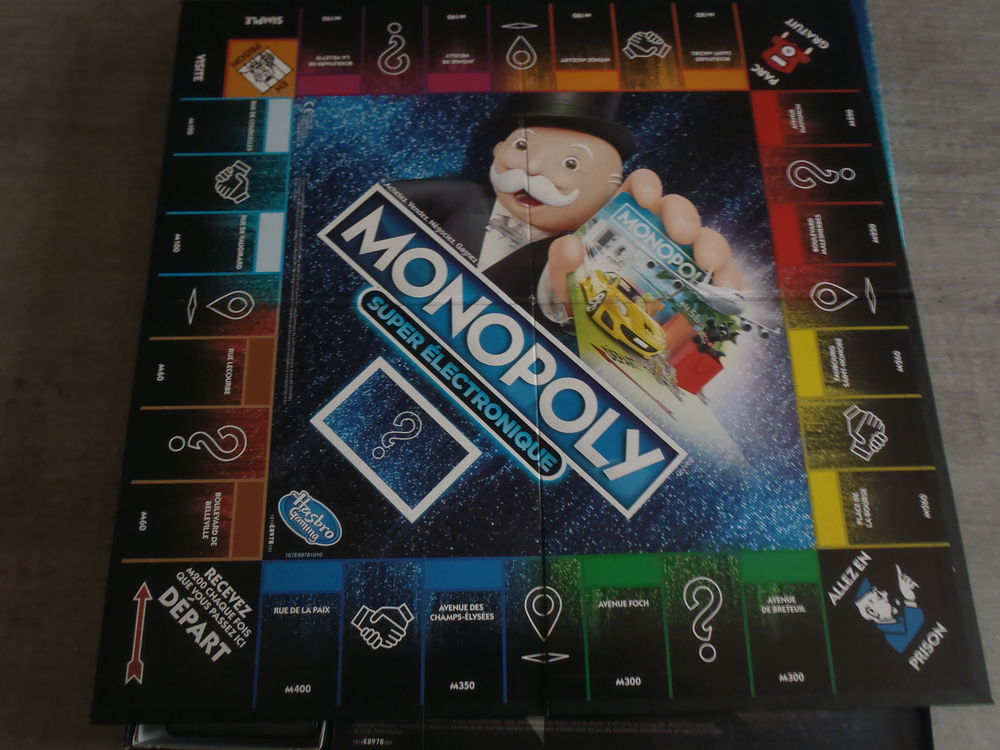  Monopoly super &eacute;lectronique en parfait &eacute;tat. Jeux / jouets