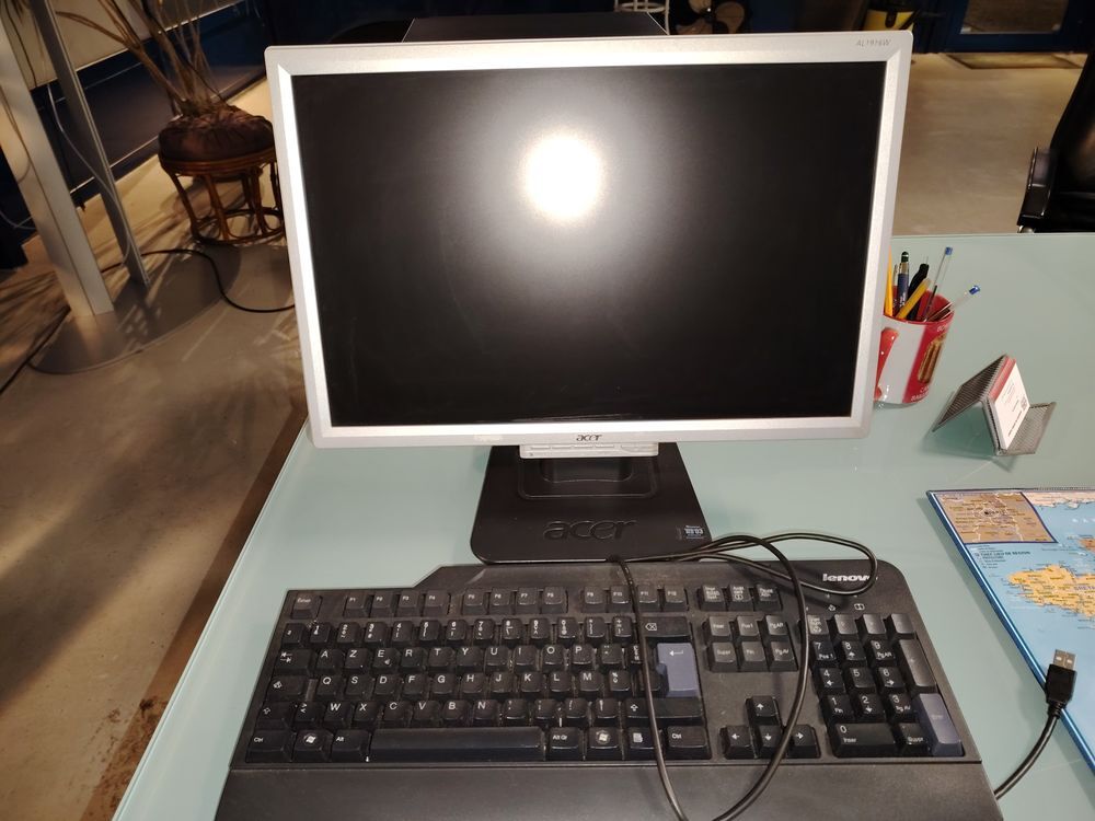ECRAN Matériel informatique