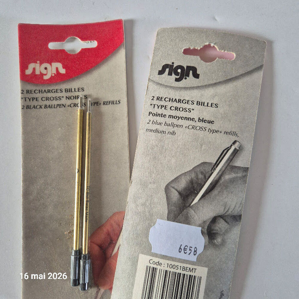 Recharge pour stylo &agrave; bille type Cross Bleu et noir - Medium Bricolage