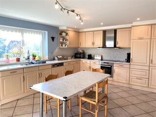  Maison � vendre 10 pi�ces 240 m�