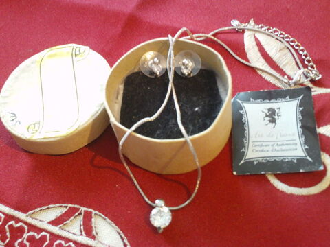 Chane plus pendentif avec cristal Swarovski N 42 10 Beaune (21)