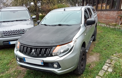 Mitsubishi L 200 Pick-up L200 DOUBLE CAB 2.4 DI-D 154 INVITE 2017 occasion Moyenneville 80870