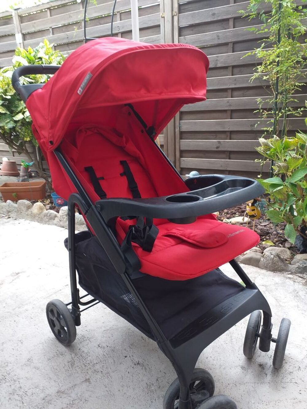 Poussette et si&egrave;ge auto Puériculture