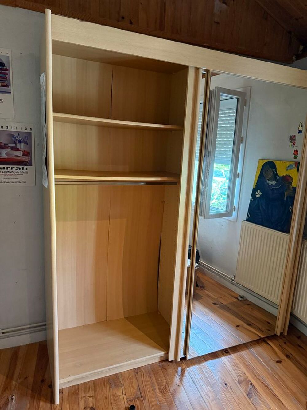 Grande armoire &agrave; r&eacute;cup&eacute;rer rapidement Meubles