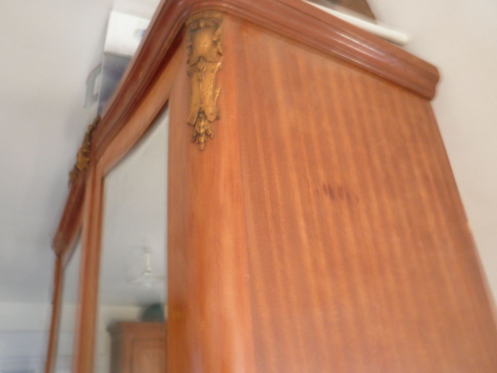 grande armoire &agrave; glaces - Meubles