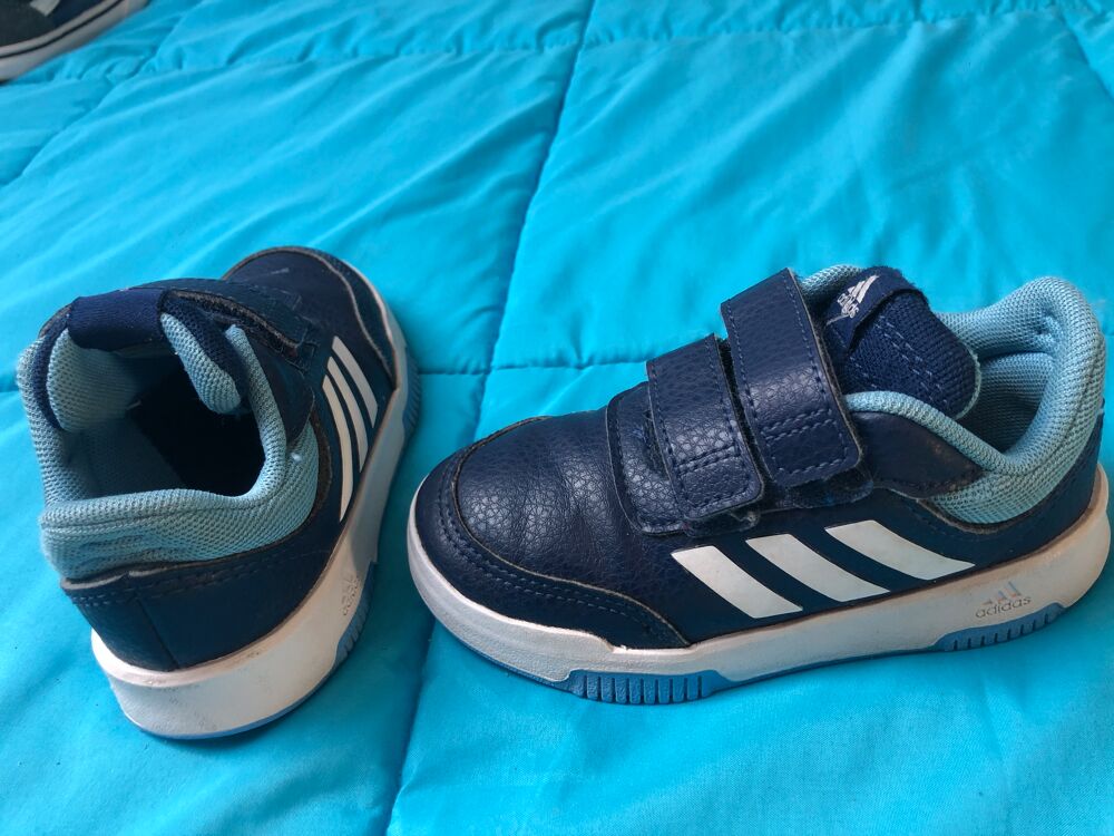 Baskets ADIDAS et tennis VANS point.25 Chaussures enfants
