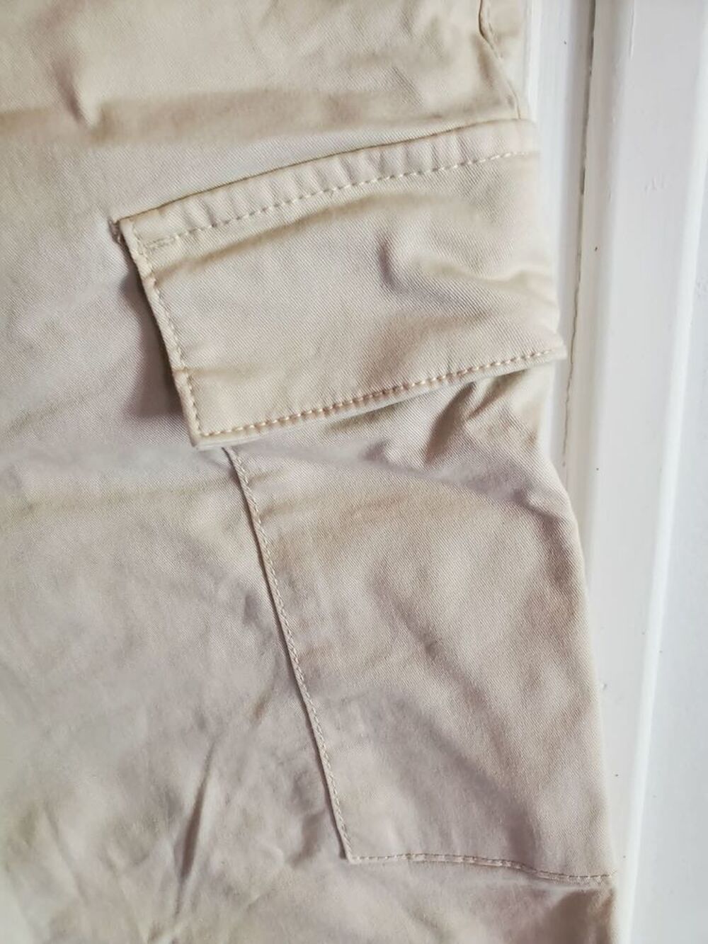 PANTALON HOMME BEIGE KIABI TAILLE 40 Livres et BD