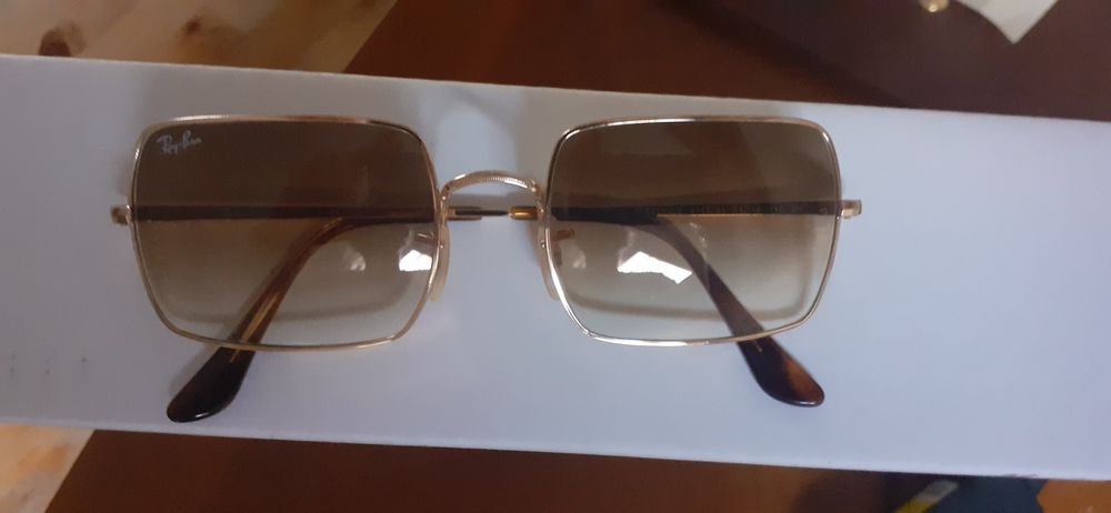 lunettes de soleil RayBan Bijoux et montres