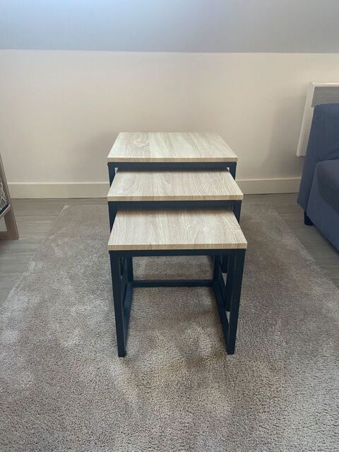 Tables basses gigognes effet bois et pieds noirs ? Trs bon 40 Lille (59)
