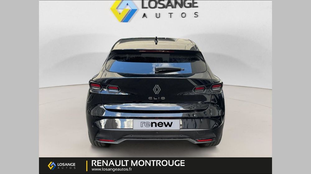 Clio VI Clio E-Tech full hybrid 160 ch Techno 2026 occasion 92120 Montrouge