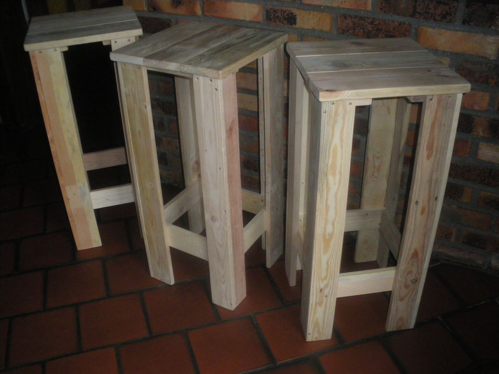 TABOURET MANGE DEBOUT TABOURET HAUT BOIS 100 % RECYCLE Meubles