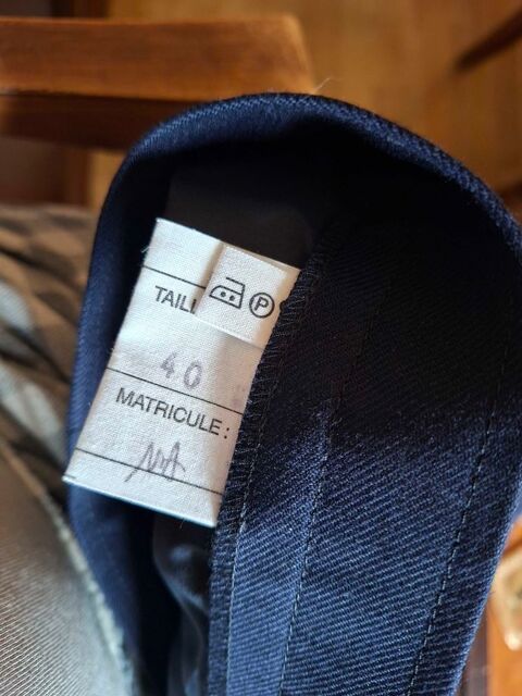 Jupe+droite+taille+40 10 Toulon (83)