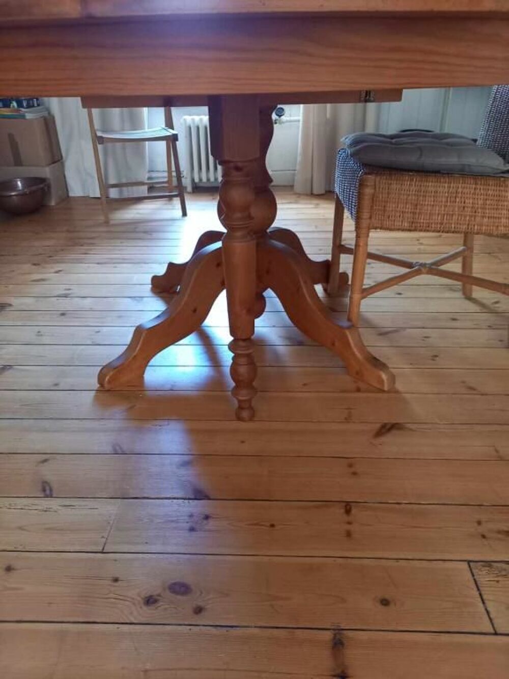 Table ronde bois style anglais avec 2 rallonges Meubles