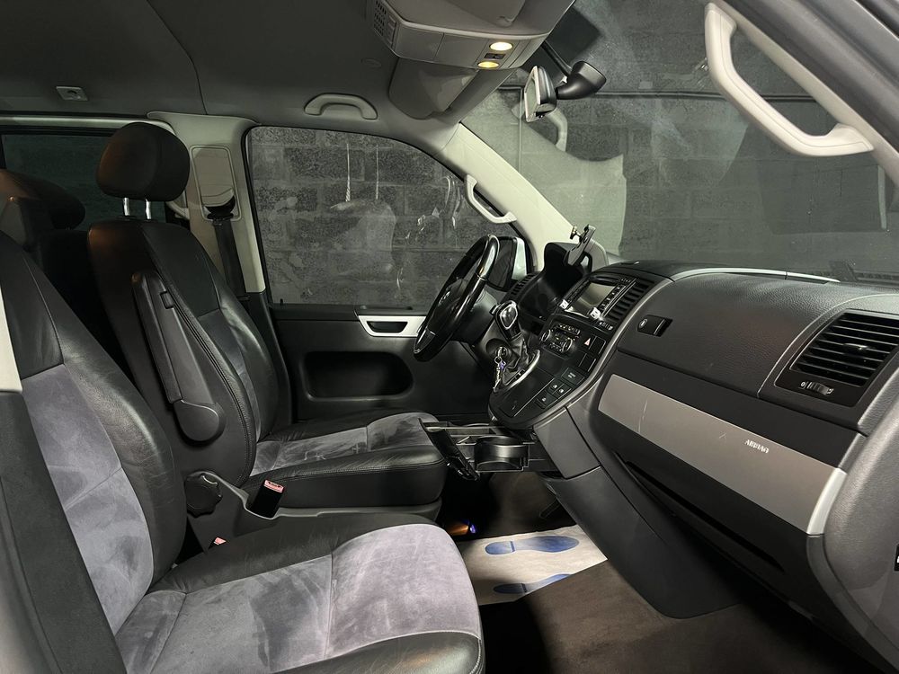 MULTIVAN T5 2.0 TDI 180ch Carat 4Motion 2011 occasion 33520 Bruges