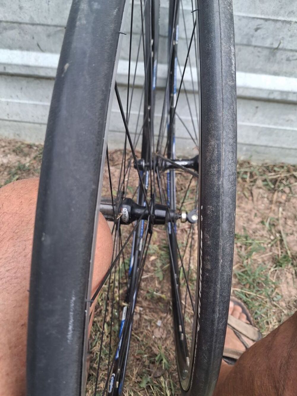 roue de velo de course Vélos