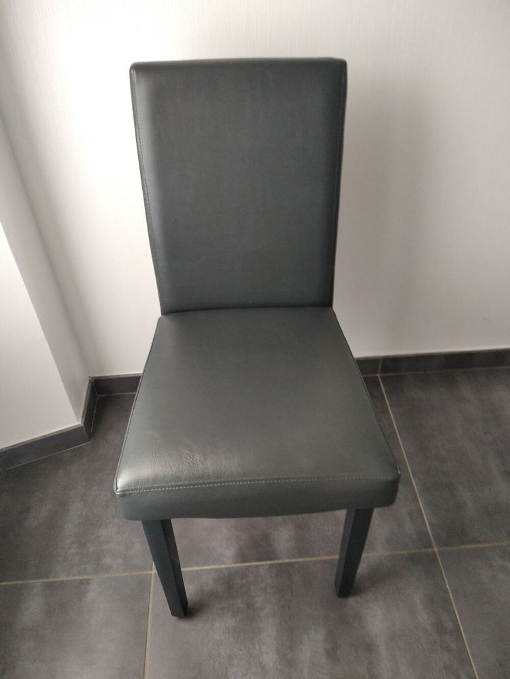 6 CHAISES CLARA GRISES Meubles