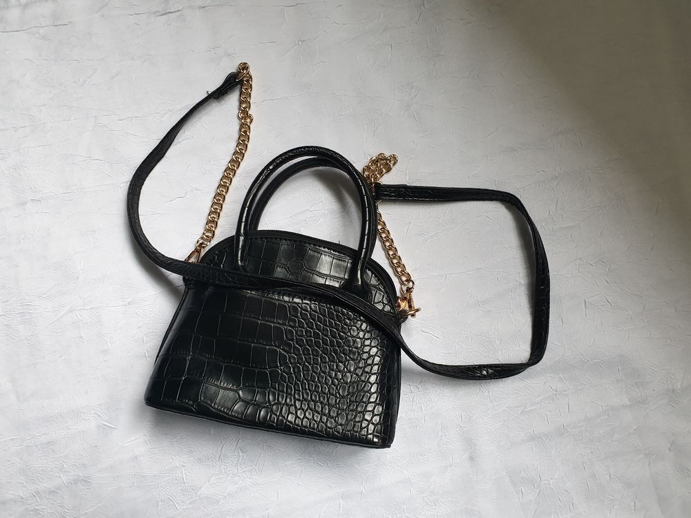 Petit sac &agrave; main noir Maroquinerie