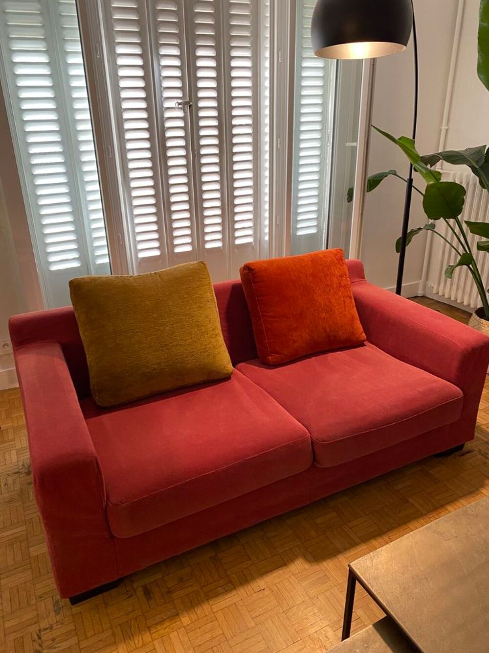 Canap&eacute; + 1 pouf roche bobois Meubles