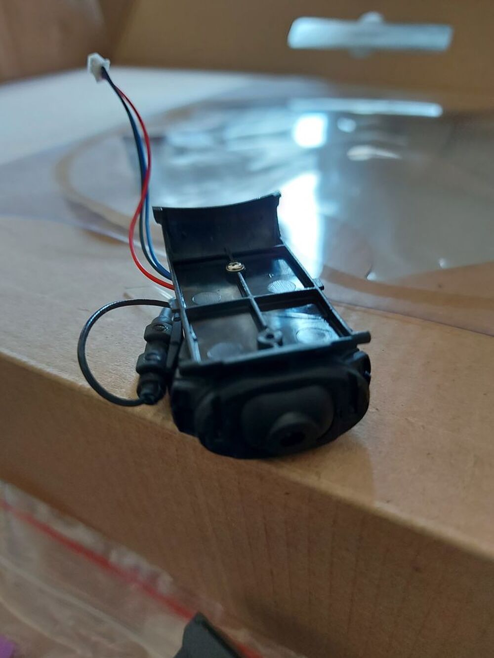 3 drones t&eacute;l&eacute;command&eacute;s Jeux / jouets