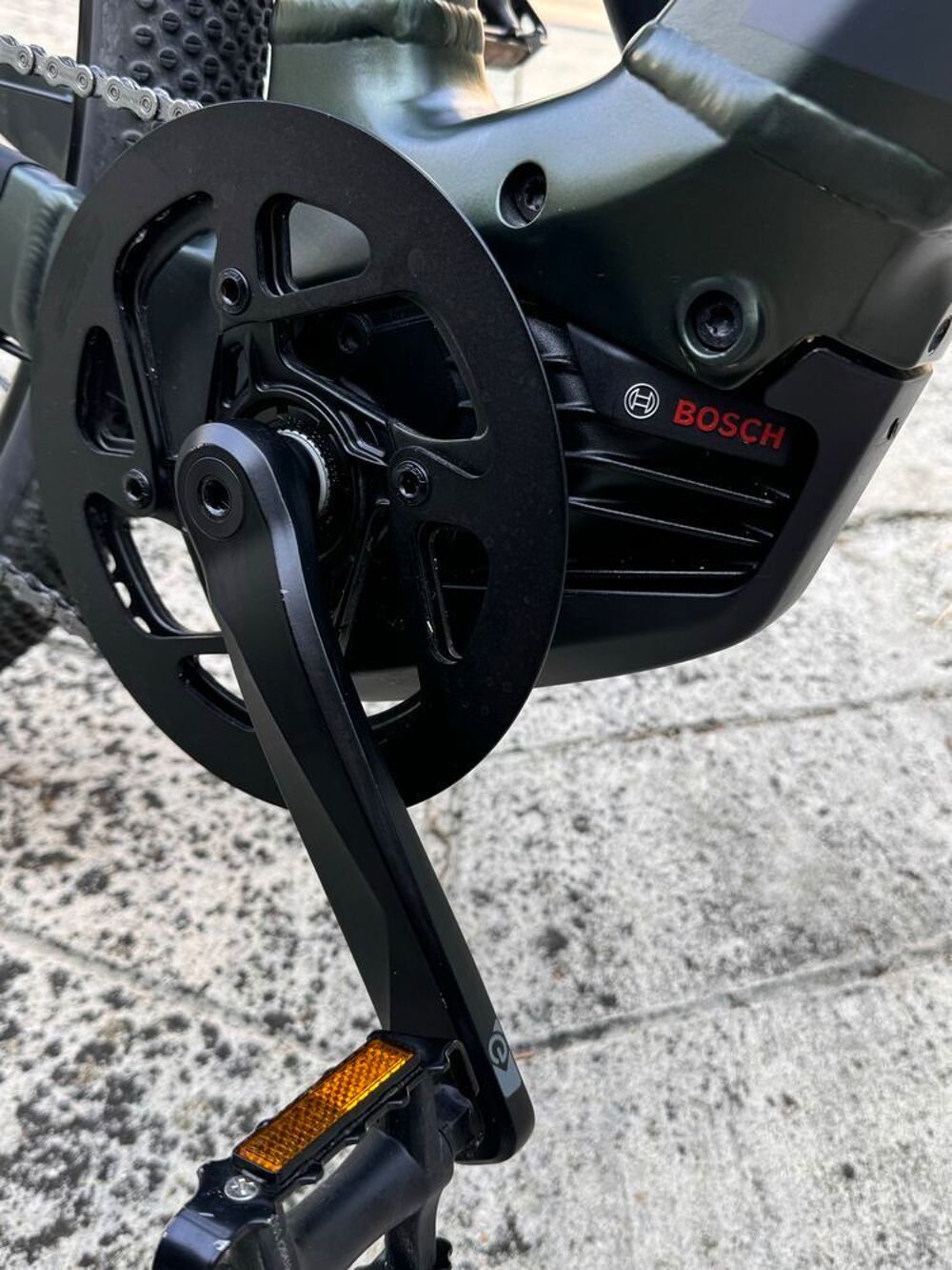 Velo Hibride Canyon pathlite on 4 , Il a &eacute;t&eacute; achet&eacute; en janvier 2024 Taille M, elle est presque neuf, sauf qu'il n'a pas d'emballage, avec 98km Vélos