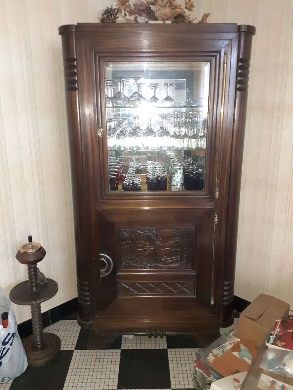 PETIT MEUBLE VITRINE EN CHENE Meubles