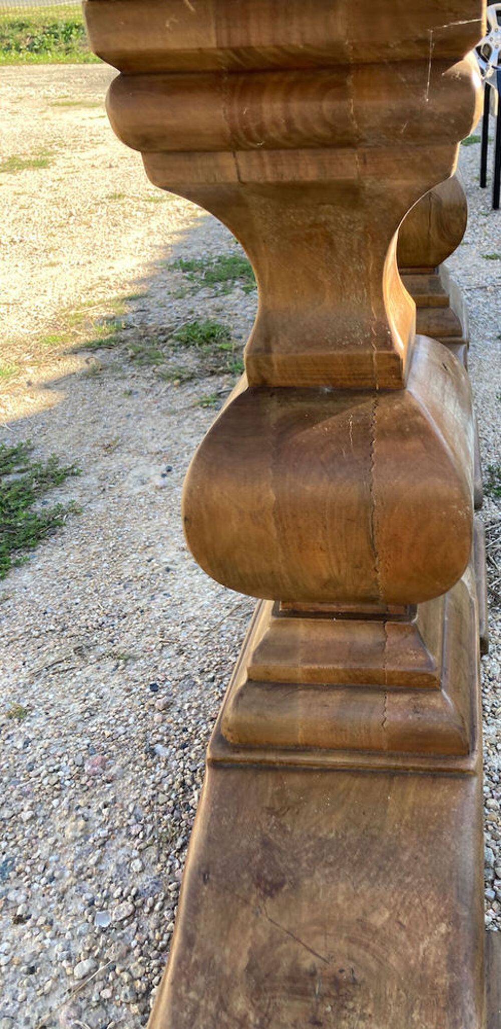 table en noyer massif Meubles