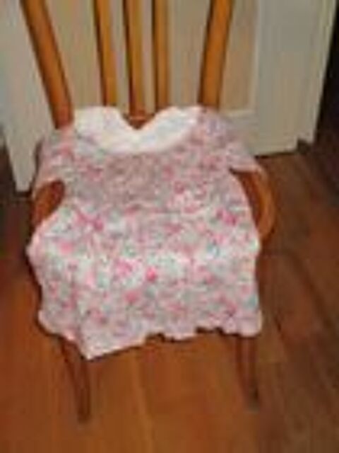 Robe fleurie rose col blanc 0 Mérignies (59)