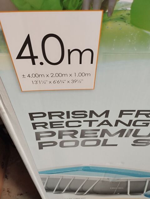 Grande piscine  300 Montataire (60)